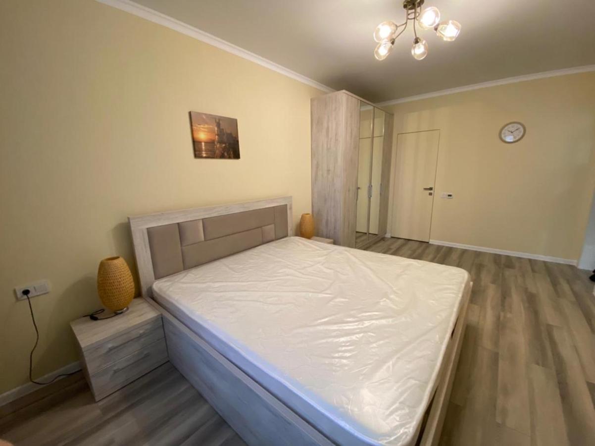 Vip Apartment Mountain View Алмати Екстер'єр фото
